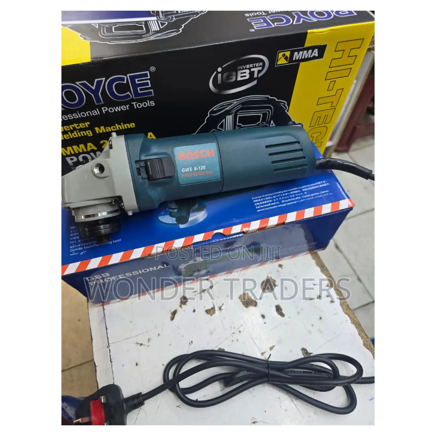 Bosch 4.5" Grinder 
, Grinder