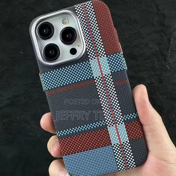 Luxo Carbon Fiber Tribal Magsafe Case for iPhone 14 Pro Max