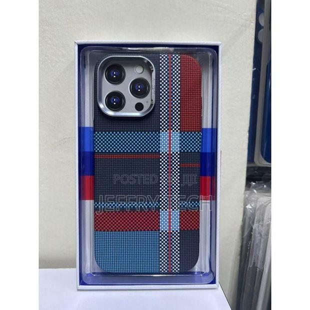 Luxo Carbon Fiber Tribal Magsafe Case for iPhone 14 Pro Max - thumbnail 3