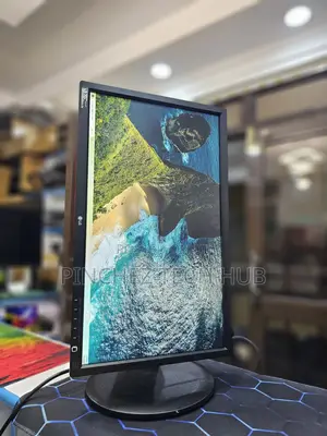 Boxed Lg 22 Inch Monitors Model:Mb2235 Screen Size:22