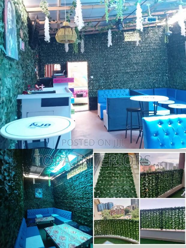 Restaurant and Bar Wall Decor Artificial Plants Green Fence