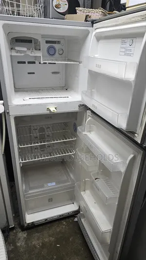 Samsung Exuk 250l No Frost Fridge