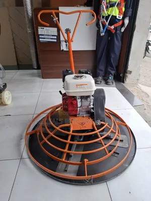Titan Concrete Power Trowel Machine