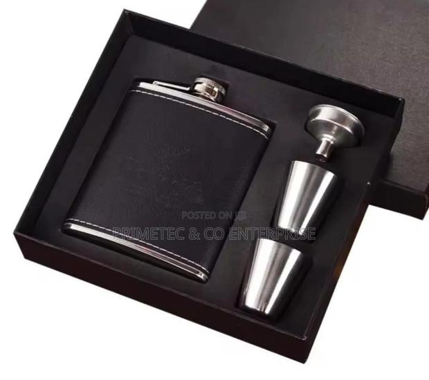 Hip Whiskey Bottle Plus Two Tots Cups - main view