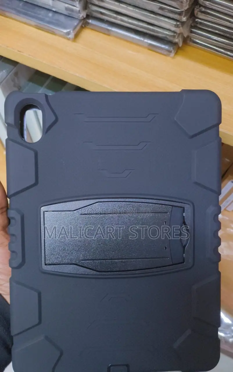 iPad 10th Gen 10.9 Rugged Back Cover