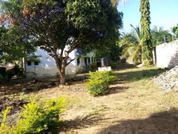 4bdrm Mansion in Ukunda for sale