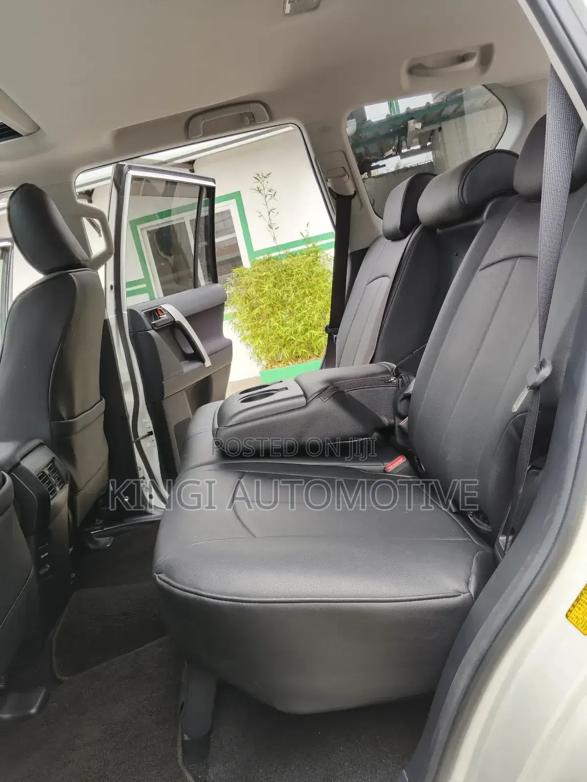 Toyota Land Cruiser Prado 2018 White