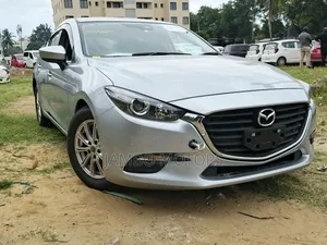 Mazda Axela 2018 Silver