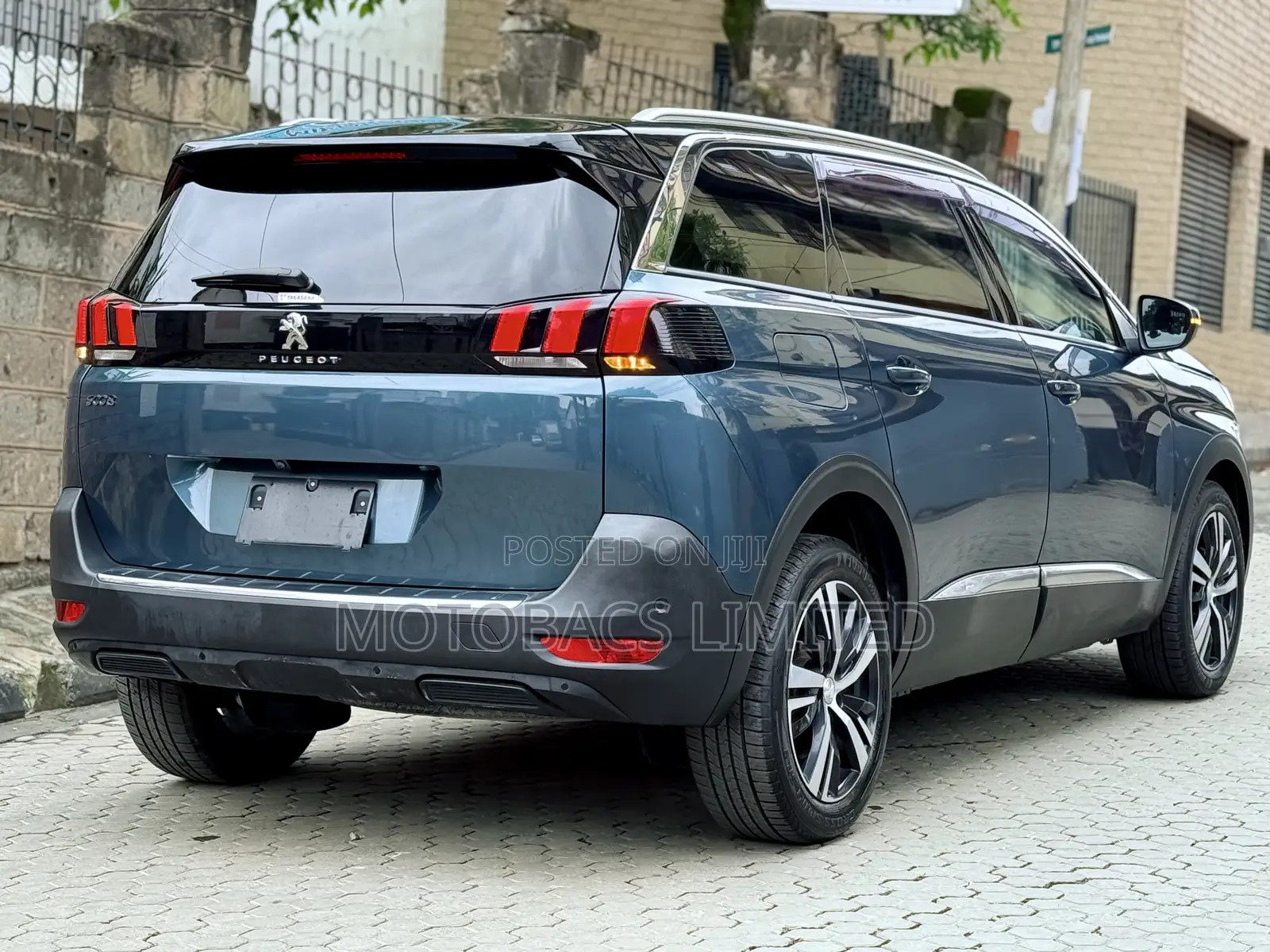 Peugeot 5008 1.6 PureTech 180 2018 Blue