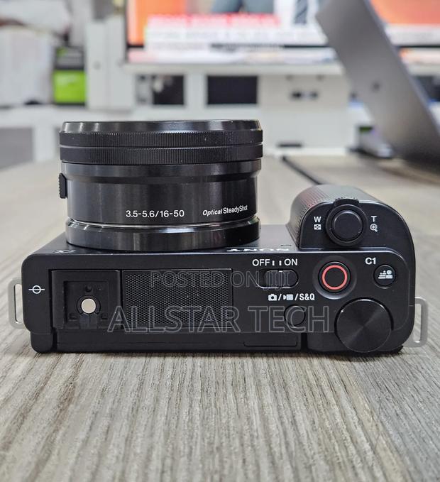 Sony Zv-E10 Mirrorless Camera With 16-50mm Lens (Black) - thumbnail 4