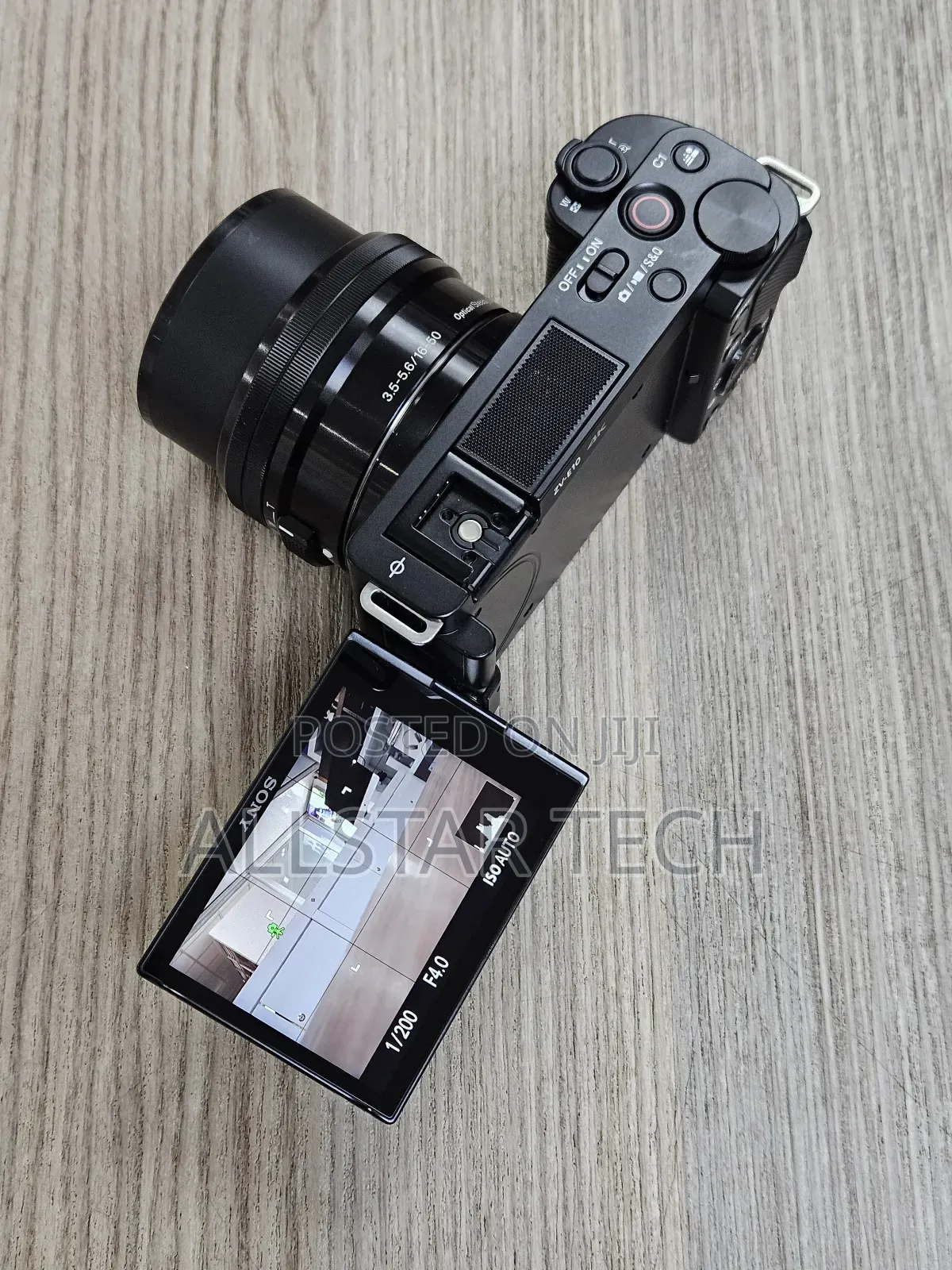 Sony Zv-E10 Mirrorless Camera With 16-50mm Lens (Black)