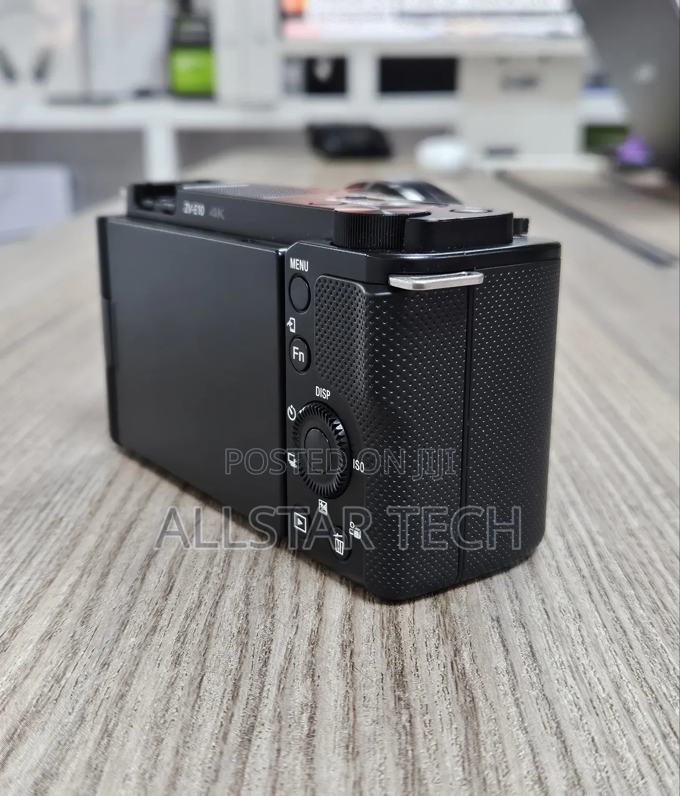 Sony Zv-E10 Mirrorless Camera With 16-50mm Lens (Black)