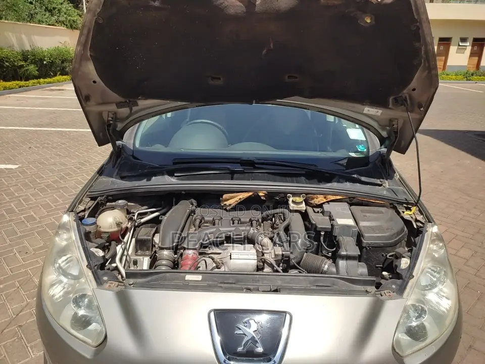 Peugeot 308 2013 Gray