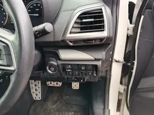 Subaru Forester 2018 White