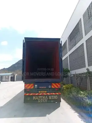 Trailer for Cross Border Errands Available