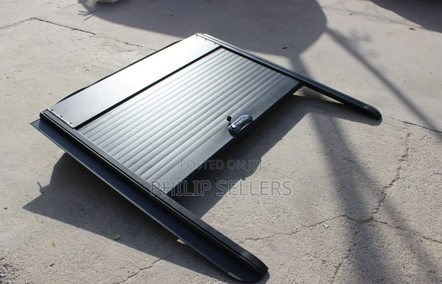 Aluminum Hard Tonneau Truck Bed Cover for Isuzu