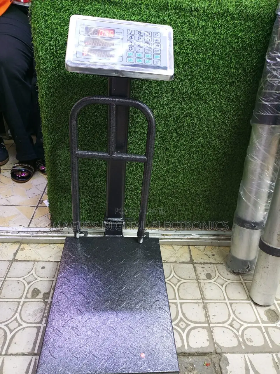 Most Affordable 150kg Digital Weighing Scale With Guard
