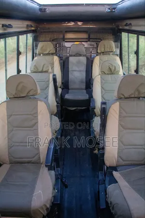 Tour Land Cruiser For Hire