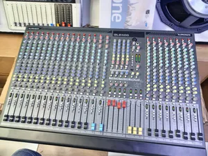 Allen Heath Gl2400-24 Live Console Mixer