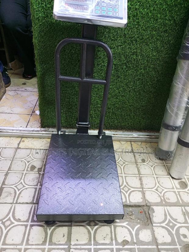 Most Appropriate 150kg Digital Weighing Scale With Guard - main view