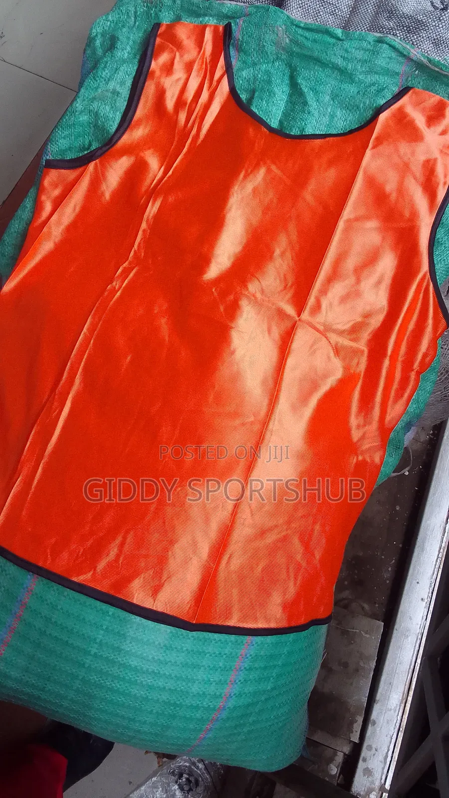 Trainning Bibs Closed