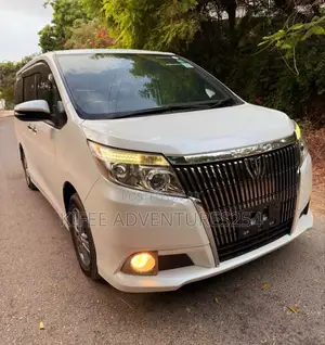 Selfdrive/Chauffer Driven Car Hire and Transfers