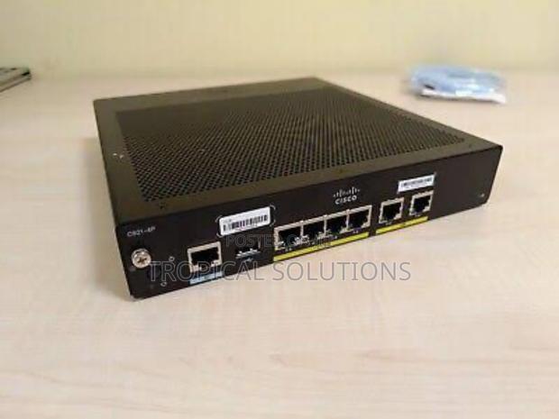 Cisco C921-4p Gigabit Ethernet Security Router - thumbnail 2