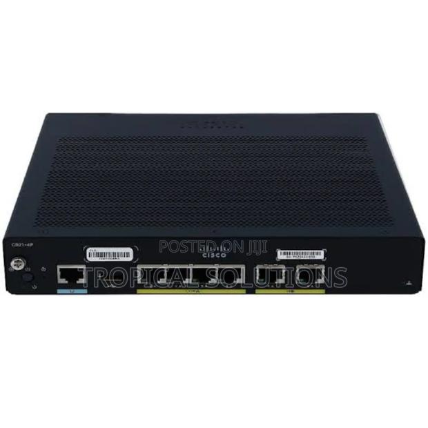 Cisco C921-4p Gigabit Ethernet Security Router - thumbnail 3