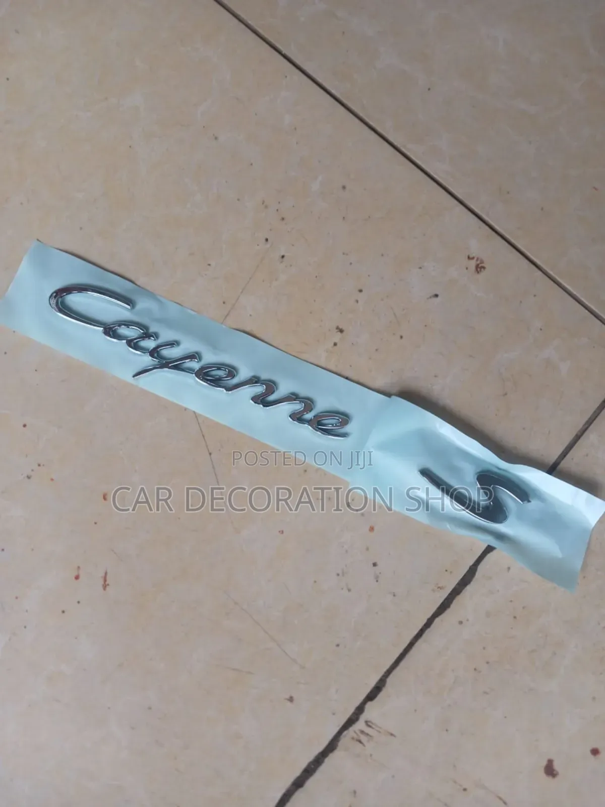 Complete Cayenne S Letter Badge