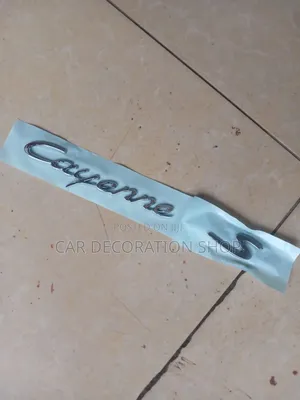 Complete Cayenne S Letter Badge