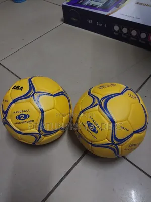 Size 2 Handball Mikasa