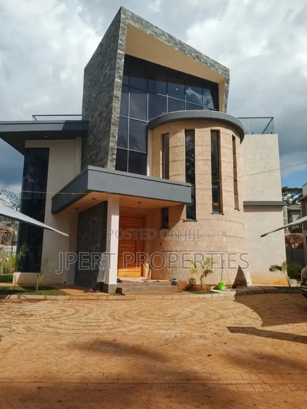 4bdrm Townhouse/Terrace in Loresho for sale