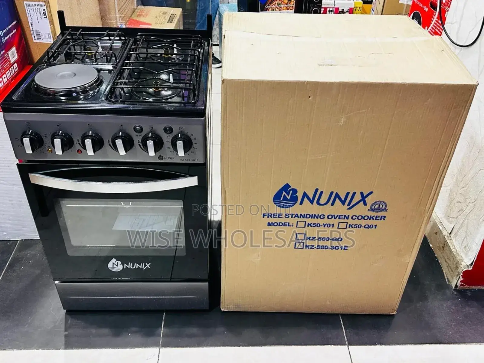 *Nunix 50*55  Standing Cooker  3 Gas + 1 Hot Plate