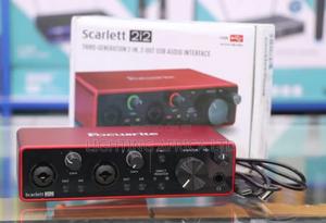 Scarlett 212 - thumbnail 2