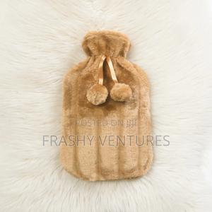 2 L Hot Water Bottle With Fleece Cover - thumbnail 2