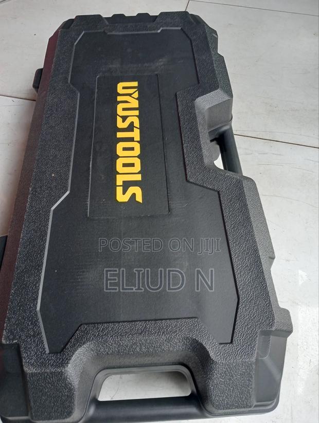 Quality Breaker Machine 1700w - thumbnail 3