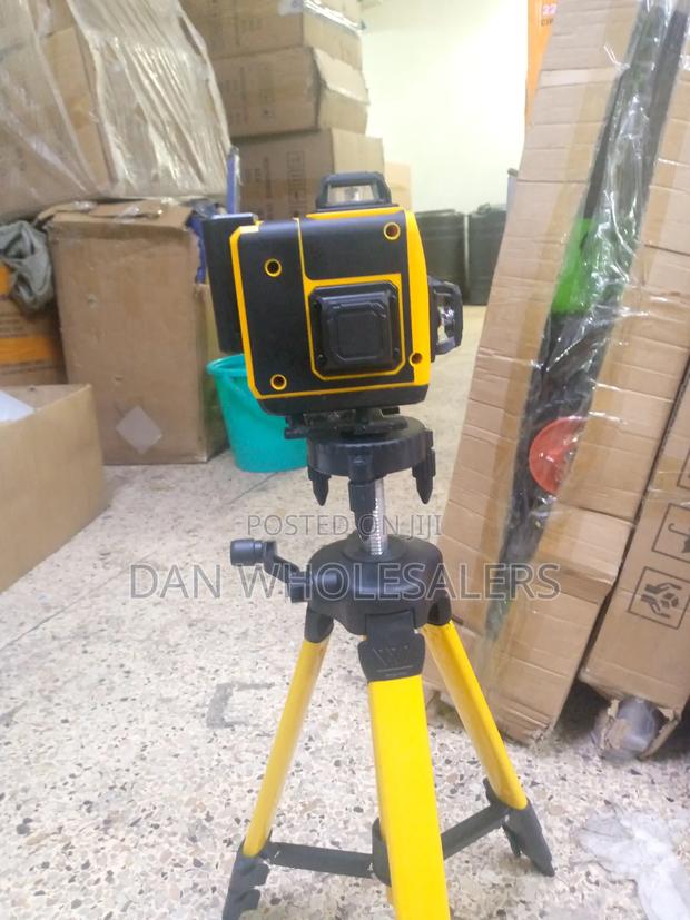 12 Lines Dewalt Laser Level Machine With Adjustable Stand - main view