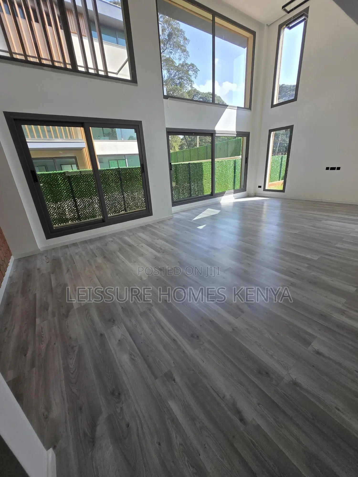 5bdrm Villa in Lavington for sale