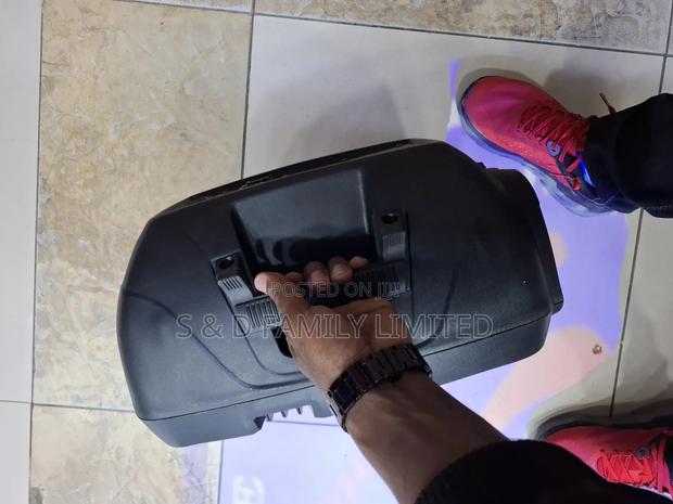 JBL Plastic Speakers - thumbnail 3