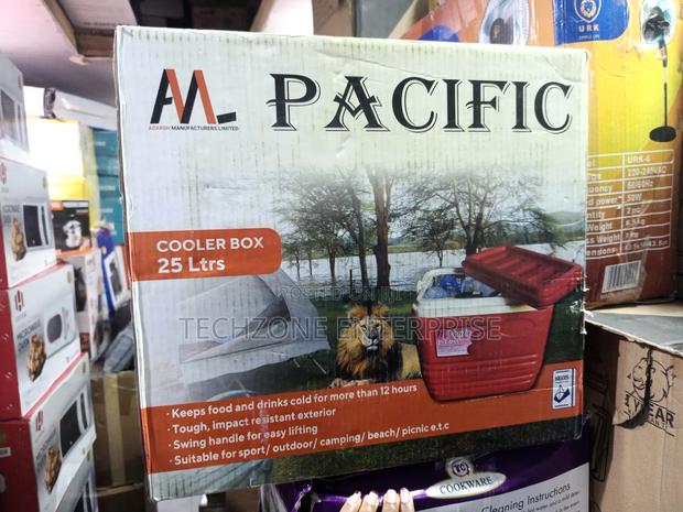 Portable Pacific 25 Liters Cooler Box