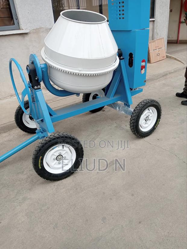 High Quality Concrete Mixer 500l/Diesel Engine - main view