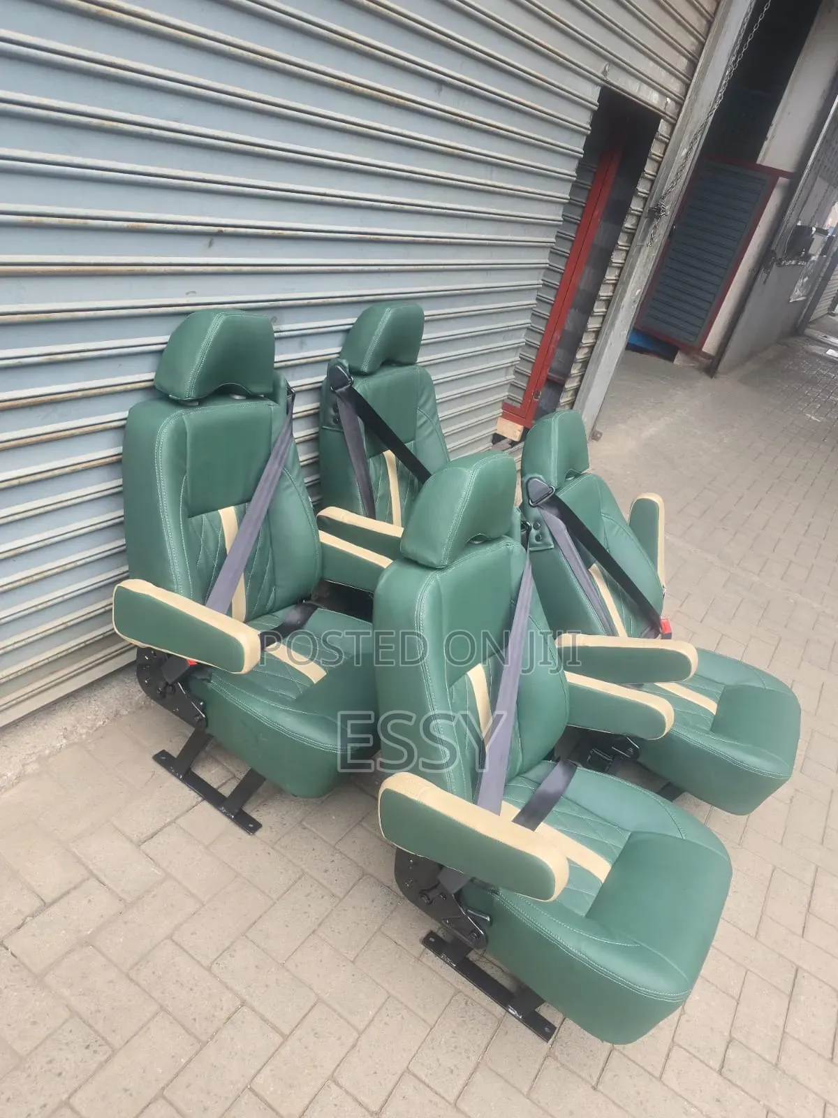 Luxury Reclining and Non-Reclining Tour Land Cruiser Seats