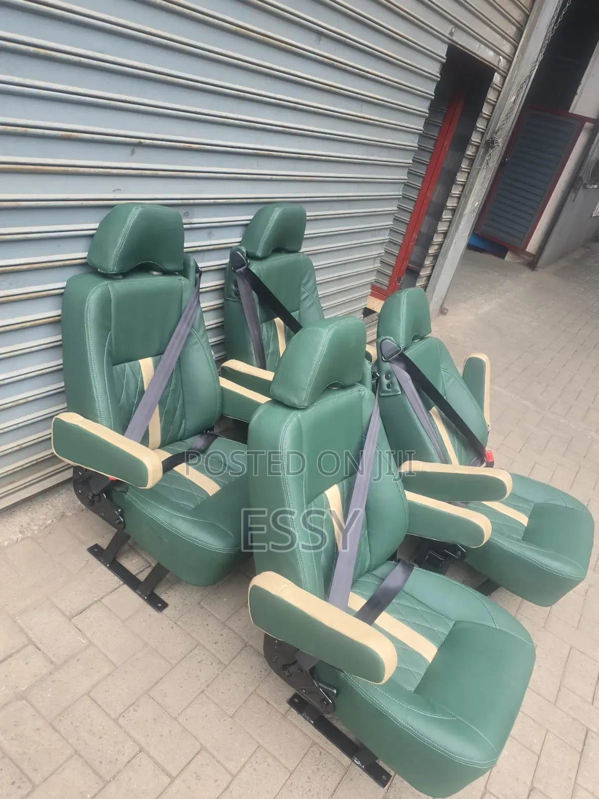 Luxury Reclining and Non-Reclining Tour Land Cruiser Seats