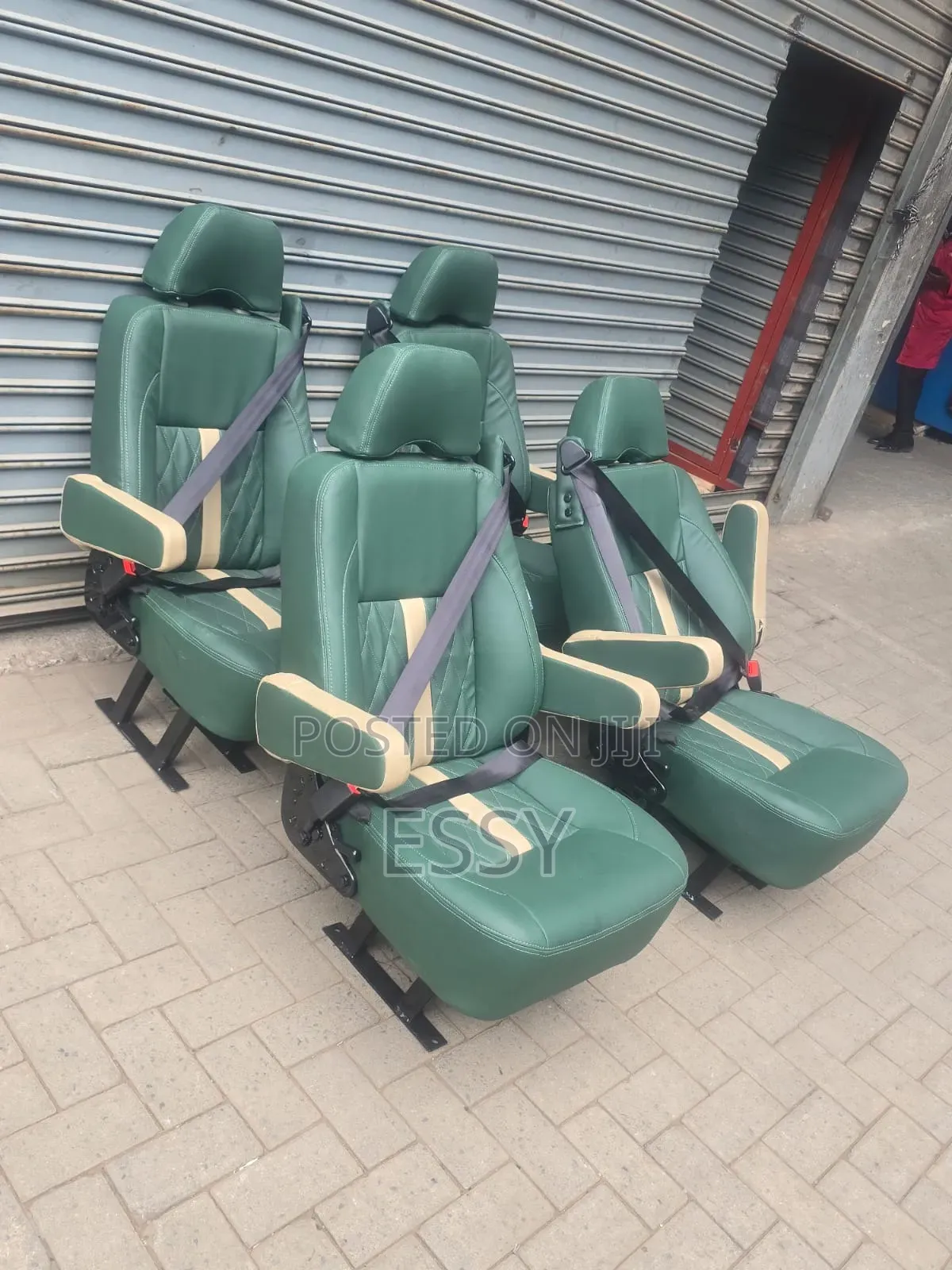 Luxury Reclining and Non-Reclining Tour Land Cruiser Seats