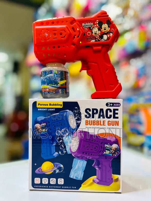 Cartoon Themed Bubble Gun - main view