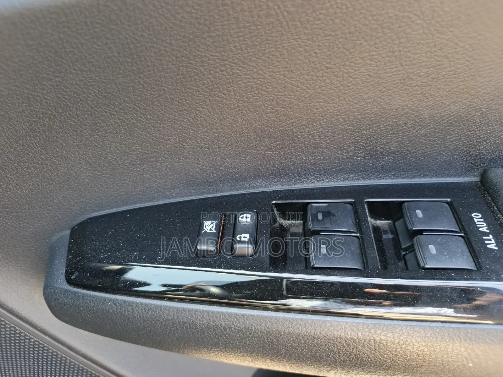 Toyota Axio 1.5 Hybrid 2WD 2019 Blue