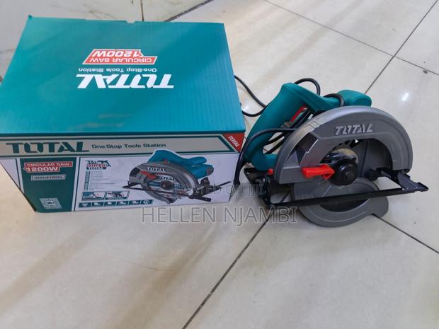 Total 7 Inch 1200watts Circular Saw - main view