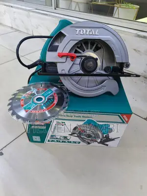 Total 7" Heavy Duty 1200watts Circular Saw