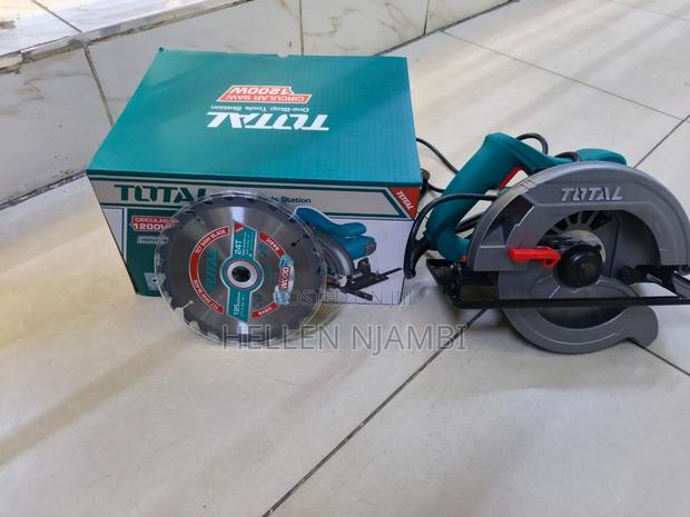 Total 1200w 7" Heavy Duty 185mm Circular Saw - main view