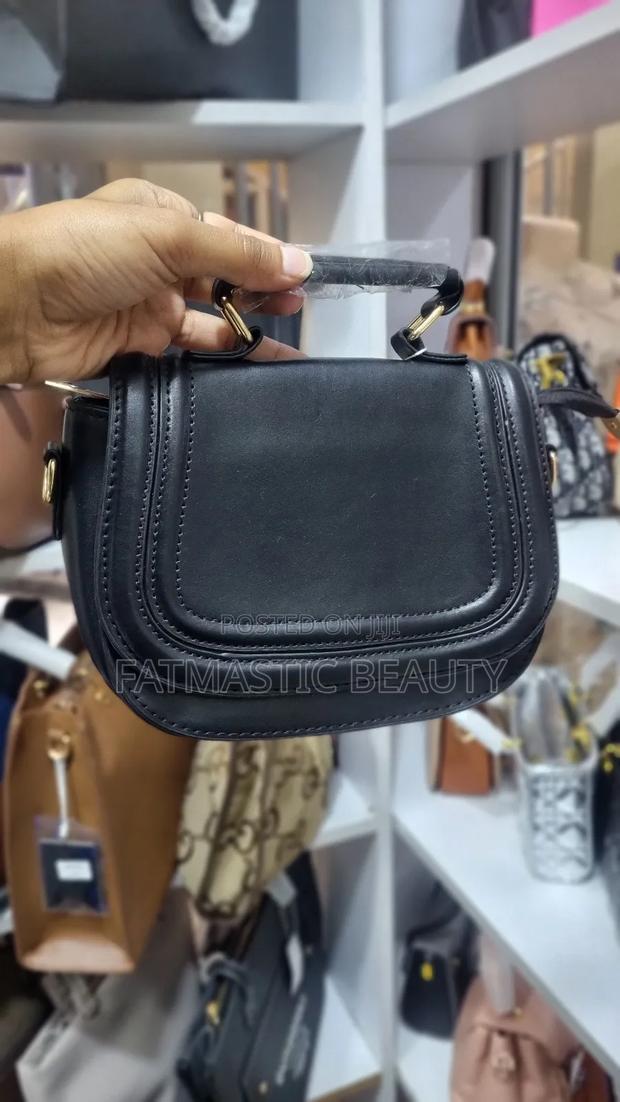 Quality Leather Shoulder Bag - thumbnail 2